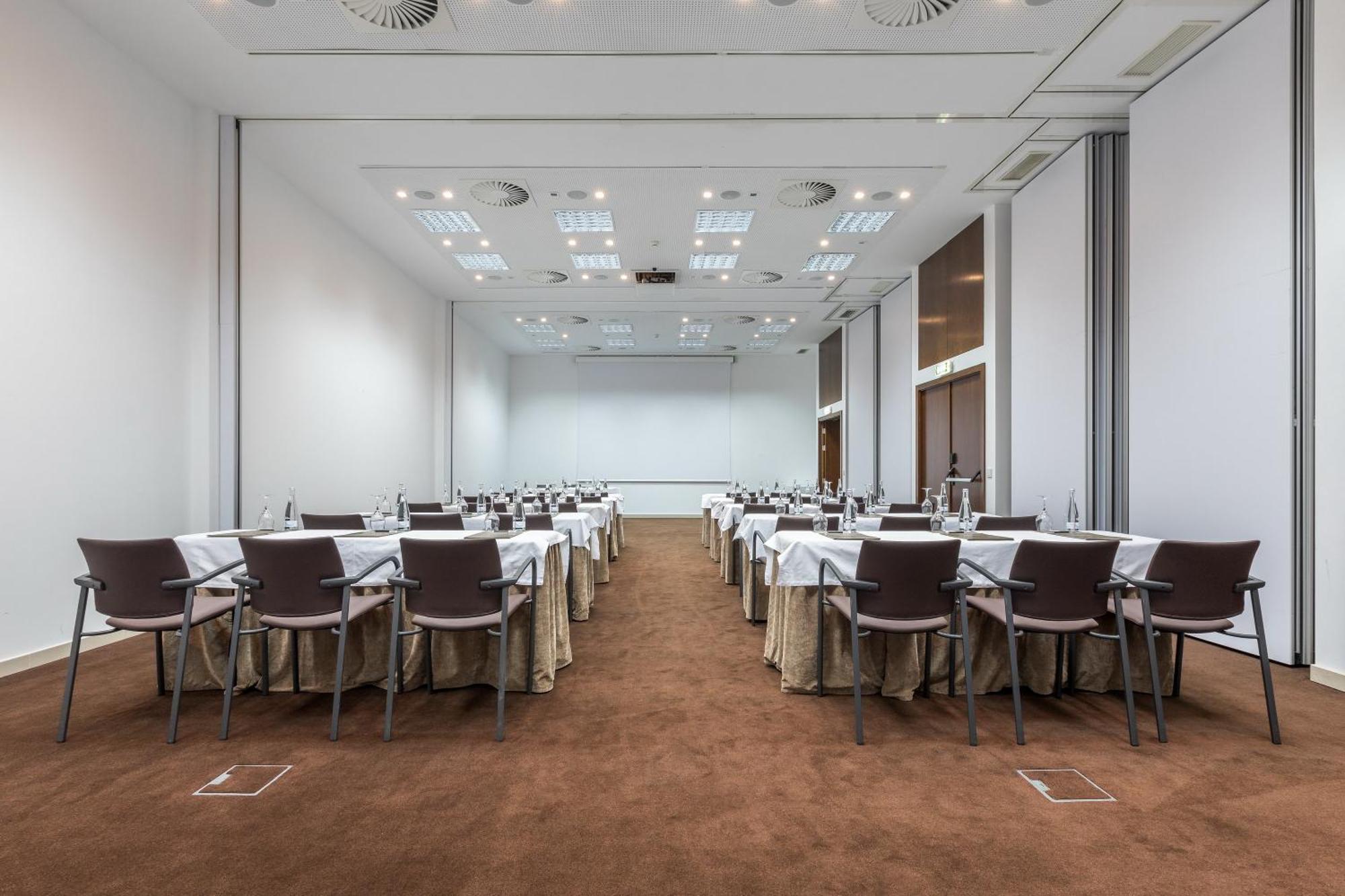Kimpton Atlantico Algarve By Ihg Hotel Albufeira Exterior photo Meeting room