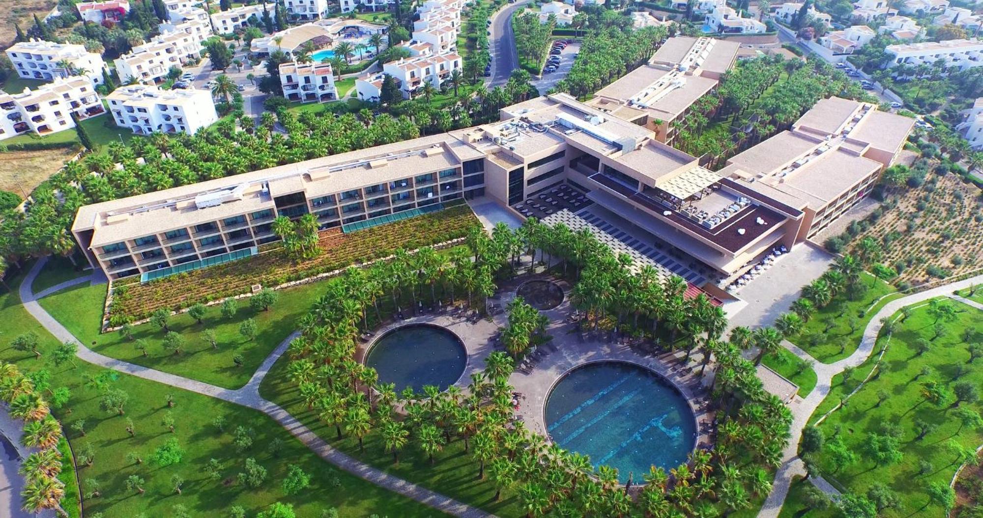 Kimpton Atlantico Algarve By Ihg Hotel Albufeira Exterior photo Aerial view of the hotel